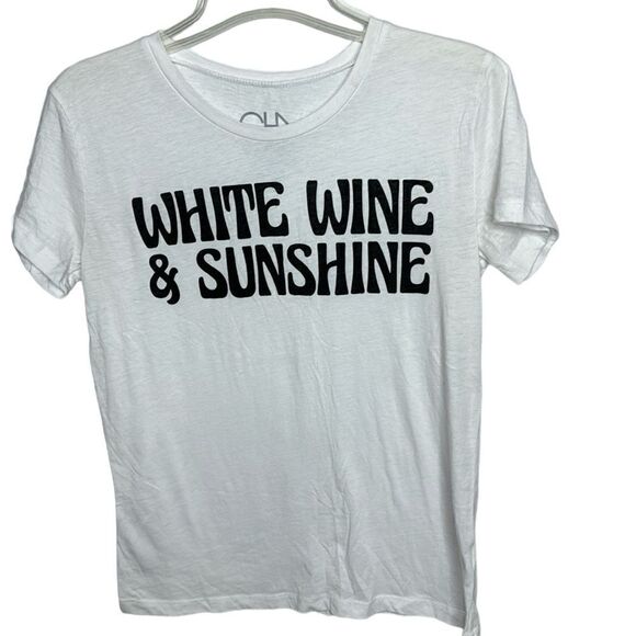 Chaser White Wine & Sunshine T-shirt. Size Small. - Picture 1 of 6